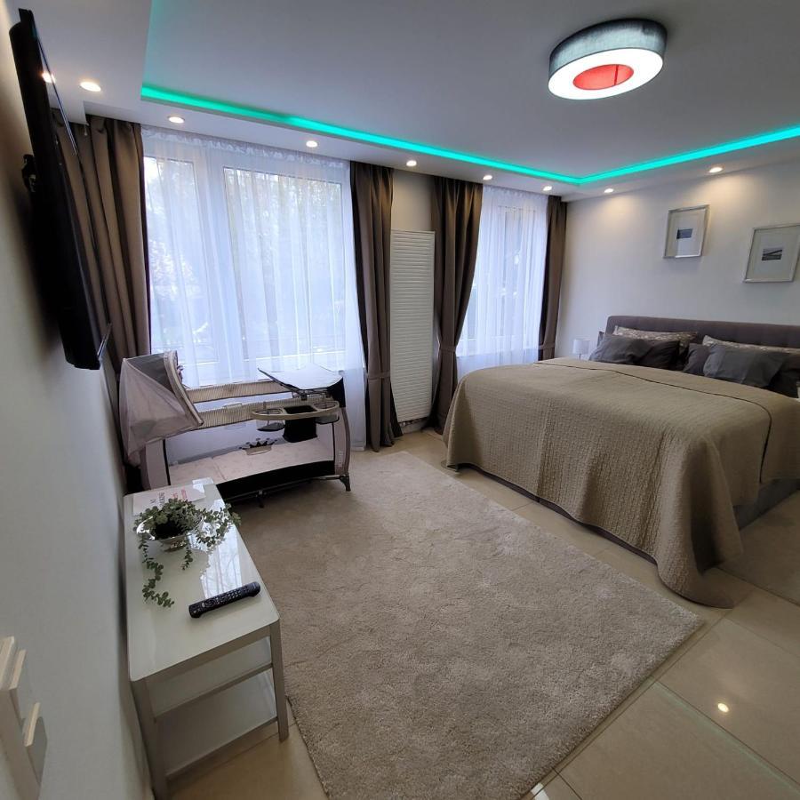 3 Zimmer Wohnung - Keine Party Wohnung ! 6 Personen دوسلدورف المظهر الخارجي الصورة